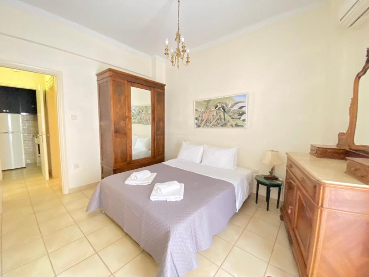 Monastiraki Classy Apartment Athena Bagian luar foto